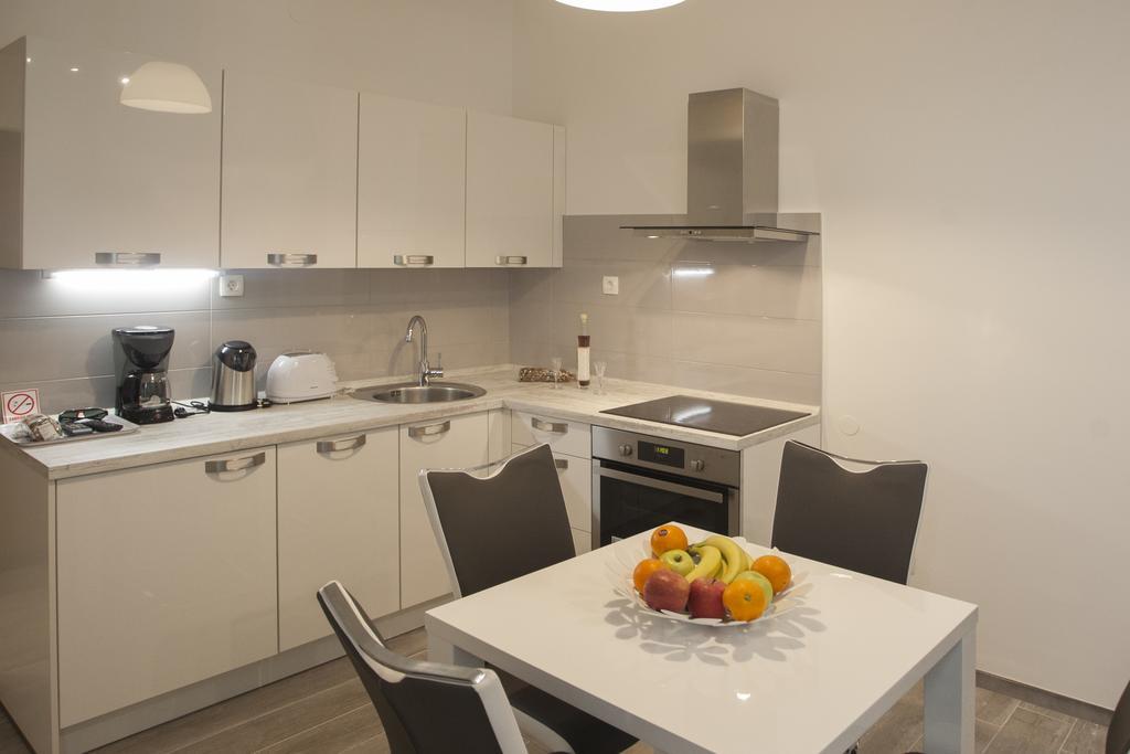 Old Square Apartment Split Extérieur photo